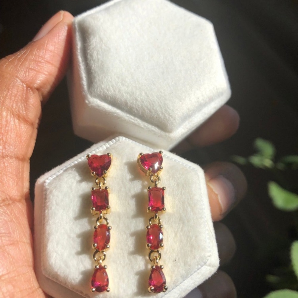 - Gorgeous Swarovski Elements Ruby Crystal Earrin… - image 6